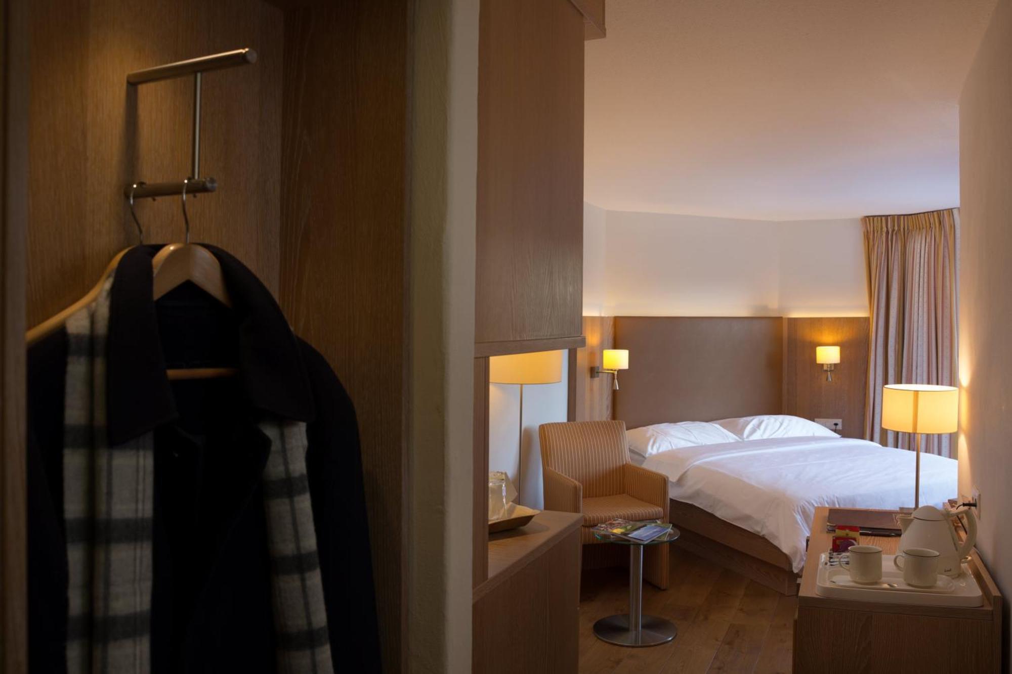 Hotel Helvetia Intergolf Κρανς Μοντάνα Εξωτερικό φωτογραφία